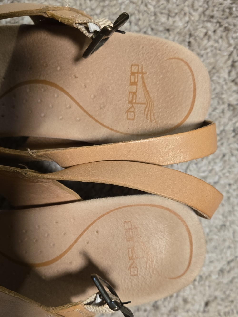 Women’s Tan Leather Clog Sandals with Ankle Strap Dansko - Picture 4 of 4